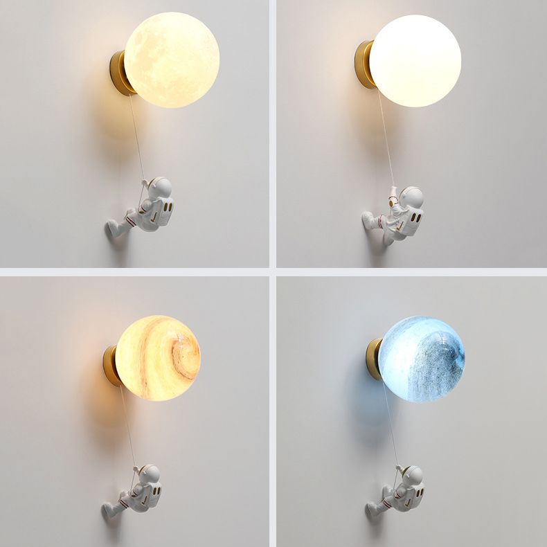 Modern Style Wall Light Sconce Creative Glass Wall Light Fixture for Bedroom