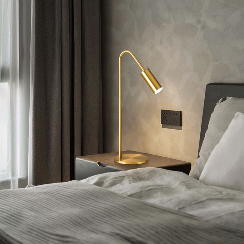 Brass Arc Table Lamp Modern Style 1 Light Table Light in Gold for Bedroom