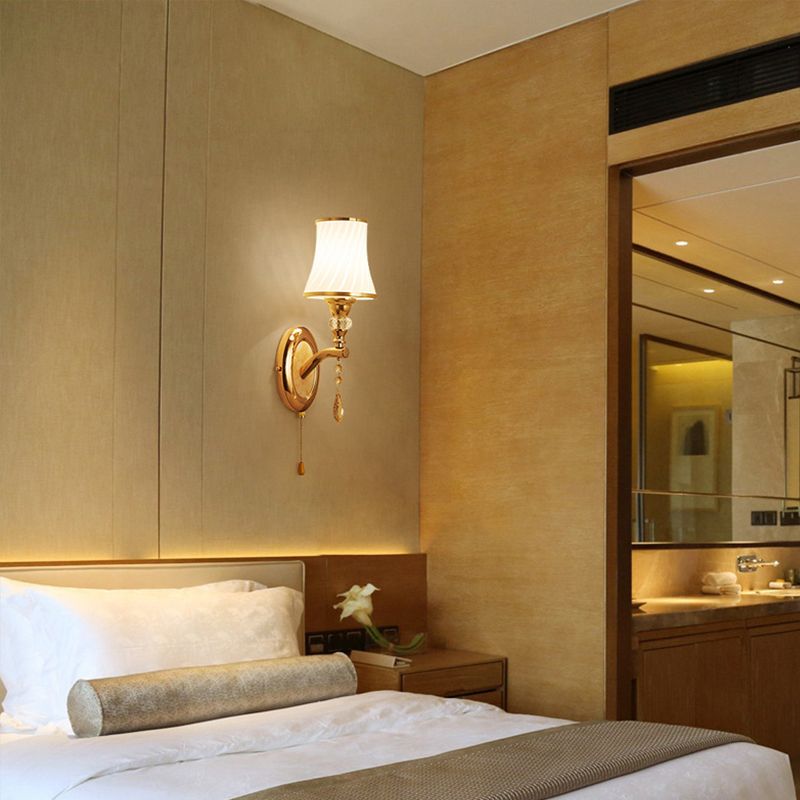 Geometric Shade Multi Lights Glass Wall Lighting Modern Style Wall Mounted Lighting in Gold