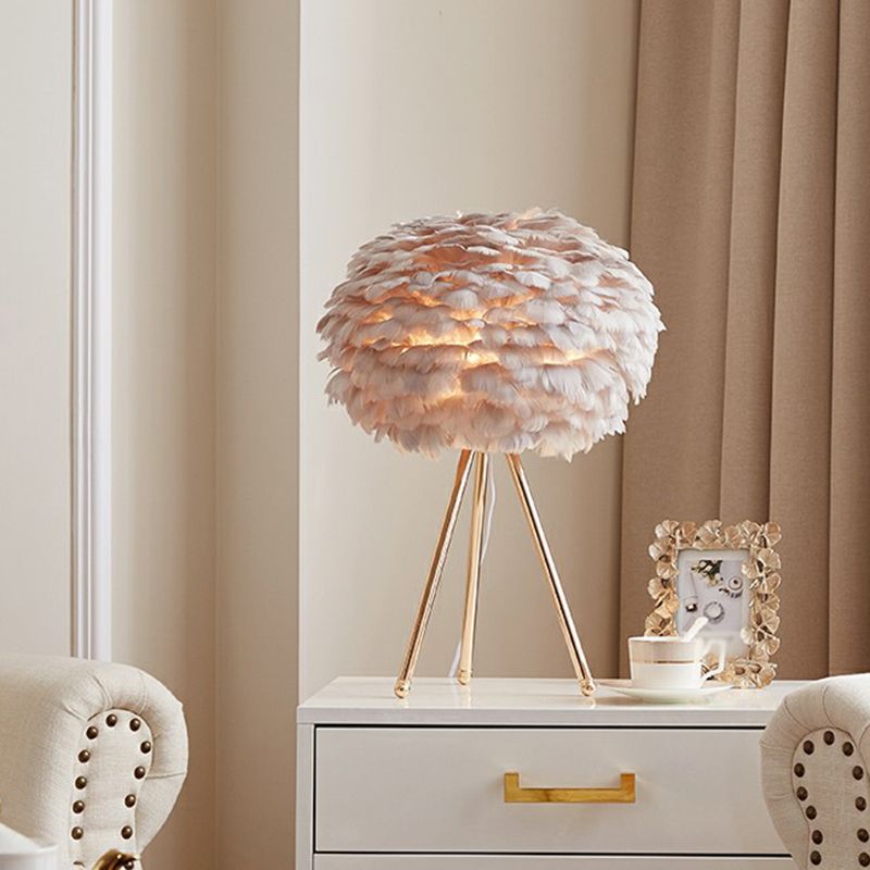 Feather Sphere Table Lighting Nordic 1 Head Nightstand Lamp with Metallic Tripod for Living Room