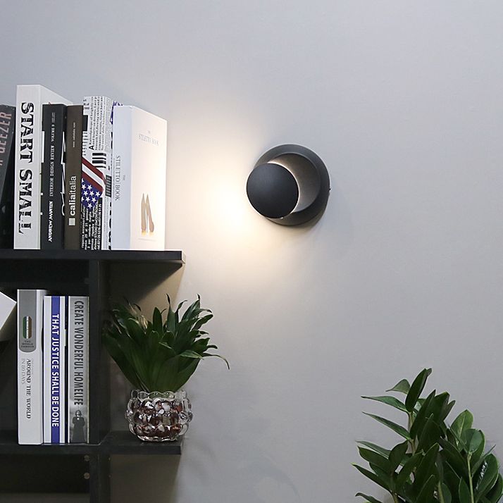 Modern Minimalist Style Rotatable Circular Wall Sconce Lighting Metal Wall Light