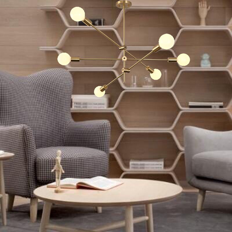 La lampe de lustre en métal de style industriel en laiton