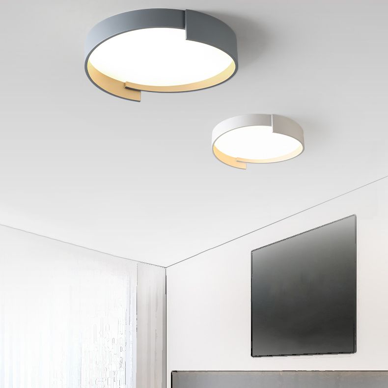 Modern Simplicity LED Ceiling Fixture Iron Circular Flush Mount with Acrylic Shade