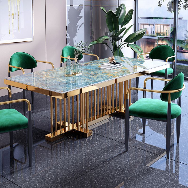 Luxe gesinterde stenen bovenste eettafel in blauwe rechthoektafel met gouden metalen voetstuk