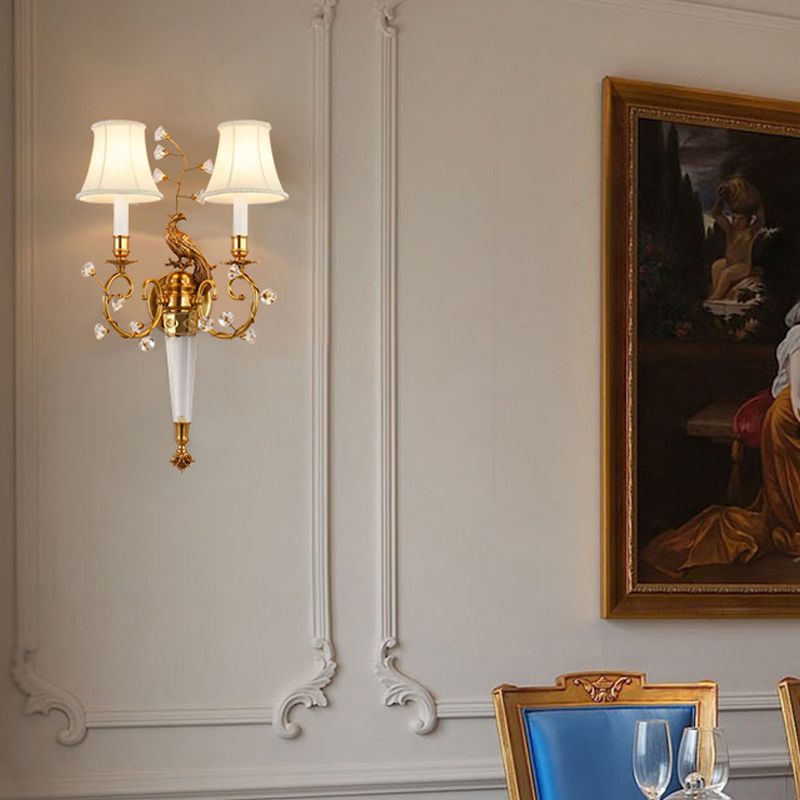 2 luces Luz de la pared cónica Luz de la pared del campo Delina de la tela de latón para el dormitorio con brazo curvo