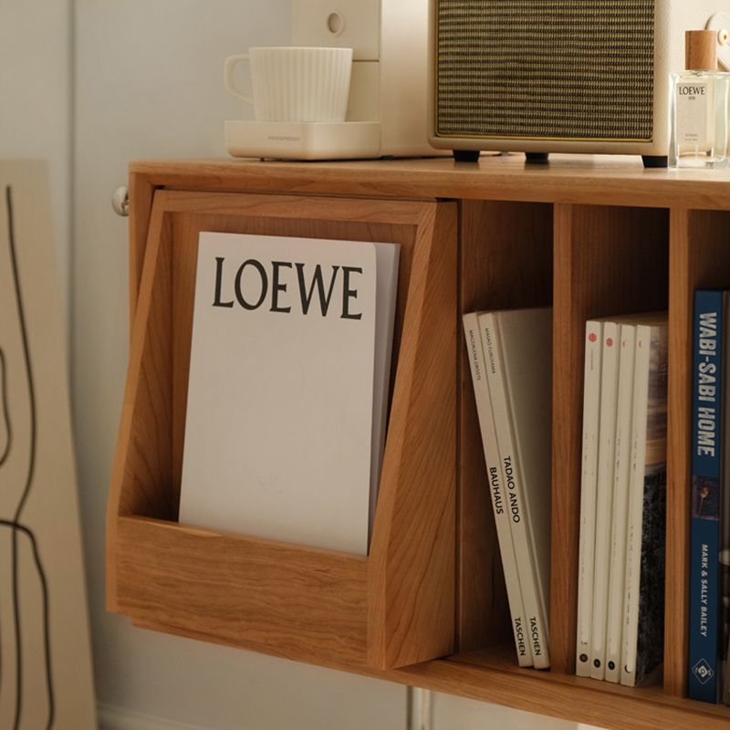 Modern Style Solid Wood Bookshelf Closed Back Bookcase with Door