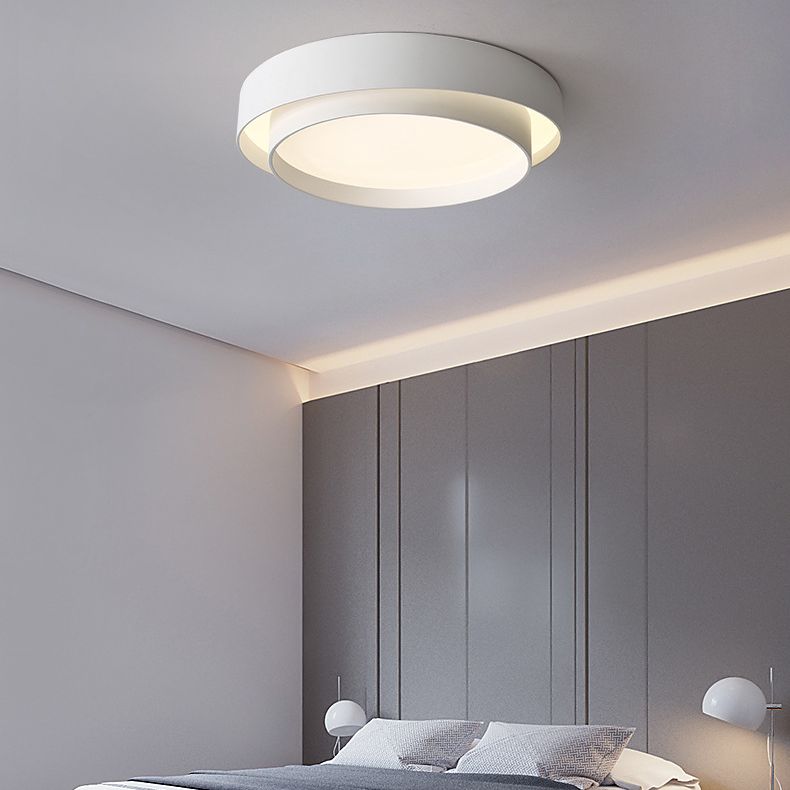 Circular LED Flush Mount in Modern Minimalist Style Wrought Iron Ceiling Fixture with Acrylic Shade