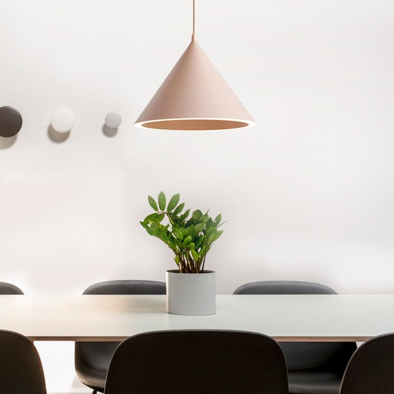 Triangle Metal Hanging Pendant Lamp 1-Light Modern Style Pendant Ceiling Lights