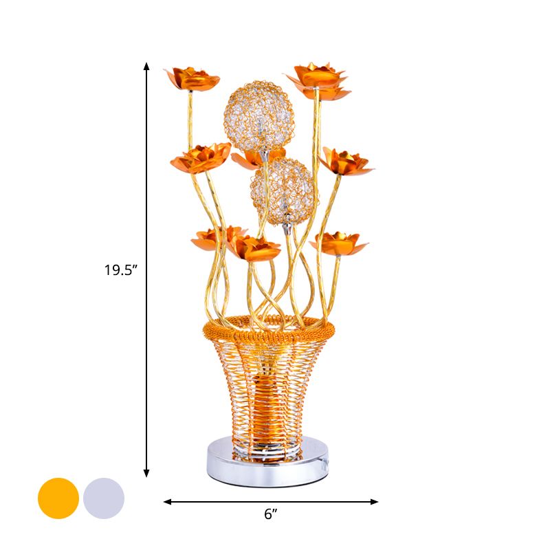 Basket-like aluminium Desk Art Art Decor LED Vine Vine Vine Night Table Lampe avec fleur et décoration orbe en or / argent