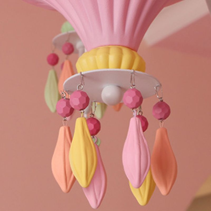 Lustre en métal effilé pendant multiculture de plafond rose moderne