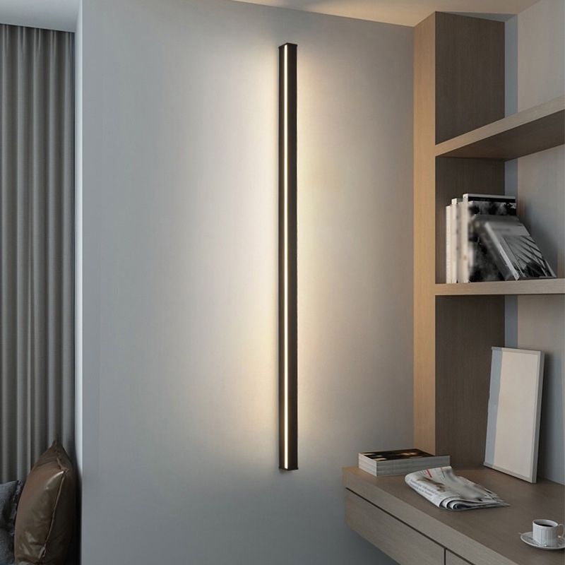 Linear Wall Light Fixture Contemporary Metal 1 Light Wall Sconce in Black