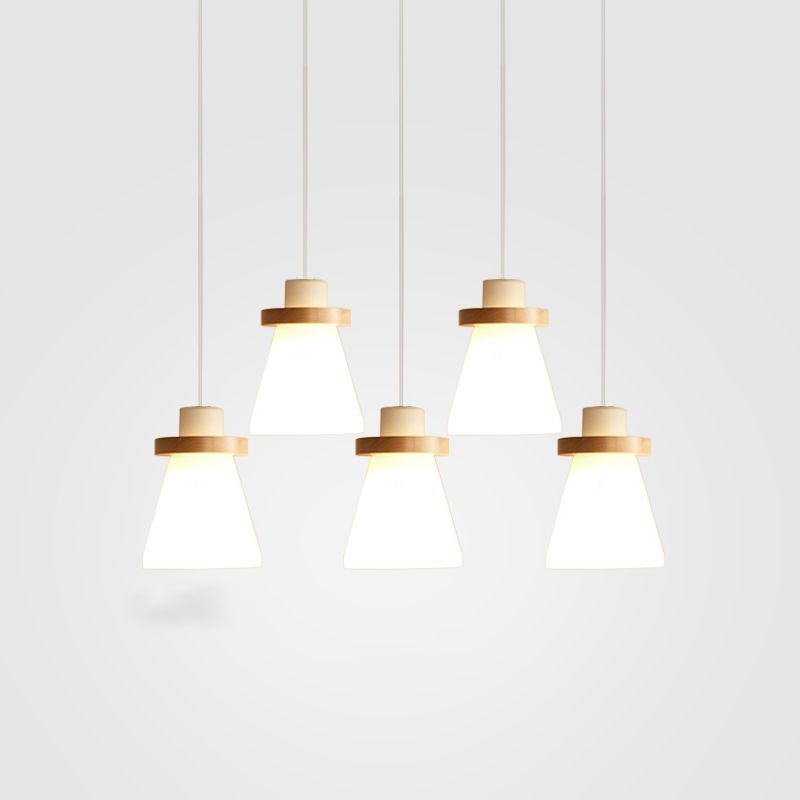 Bois massif conical suspension du plafond de plafond en verre blanc minimaliste pour salle à manger