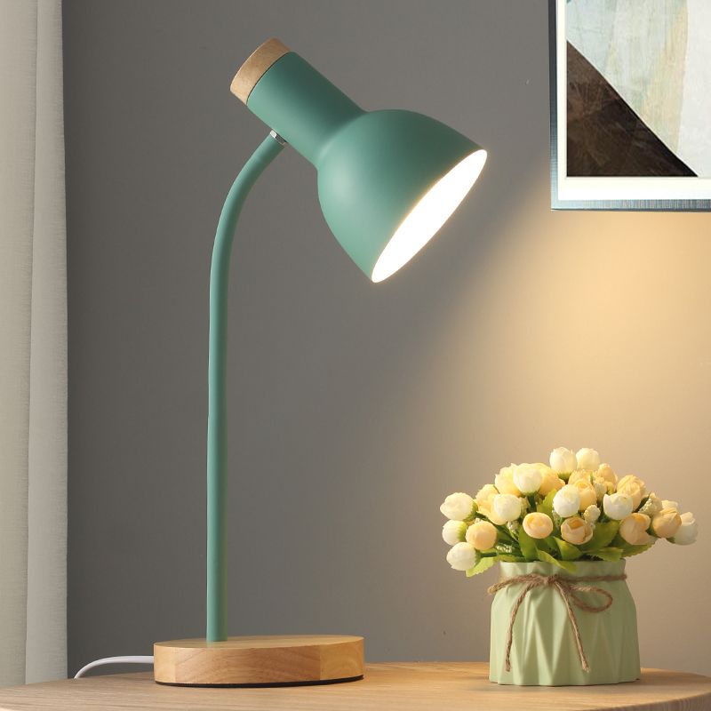 Lampada da tavolo a forma di campana in stile moderno metallico a 1 luci