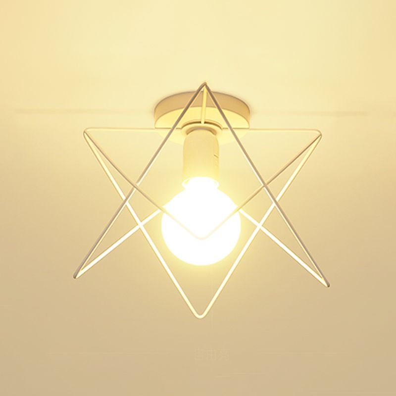 Metalen geometrische schaduw spoel plafondlicht industrieel 1 licht spoelbevestiging in het wit