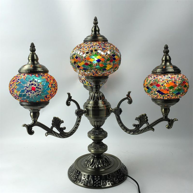 Bohemia Oval Night -Stand Light 4 Bulbos de la mesa de vidrio manchada de la mesa de vidrio en rojo/amarillo/naranja para el dormitorio