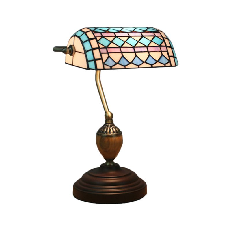 Tiffany Victorian/Mediterraneo/barocco Light 1 comodino in vetro colorato in ottone per camera da letto