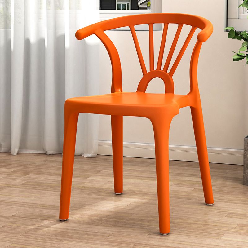Sedia a braccio di plastica moderna per casa sedia da pranzo per le braccia