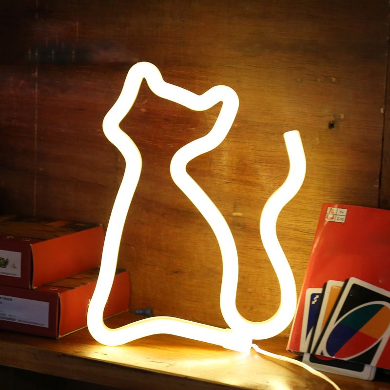 Creative LED Night Light White Cat USB Powered Wall Night Lamp with Plastic Shade