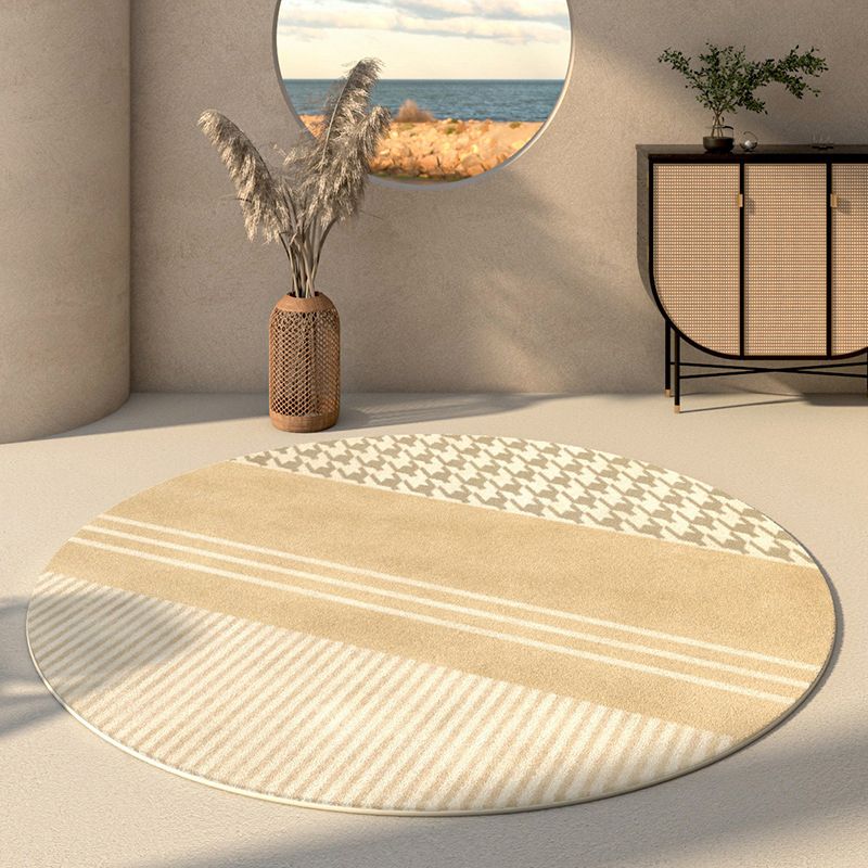 Beige Rug Polyster Area Carpet Non-Slip Backing Easy Care Indoor Rug for Home Decor