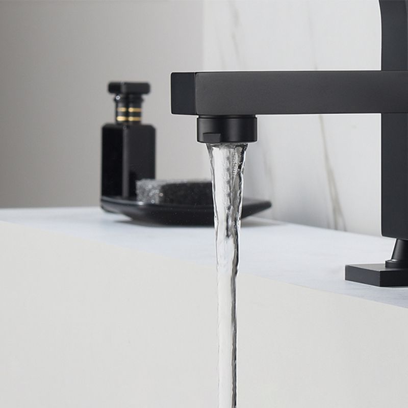 Deck Mounted Metal Freestanding Tub Filler Single Handle Freestanding Faucet