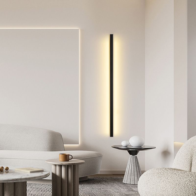 Linear Shape Metal Wall Lighting Modern Style 1-Light Wall Mounted Light in Black