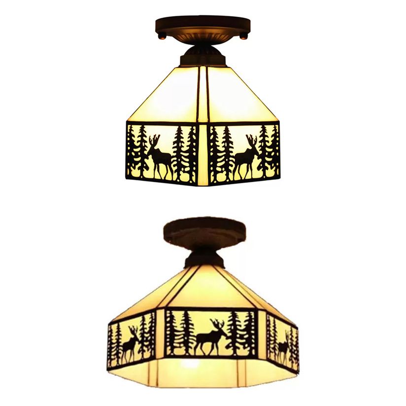 Plafonnier Mission, semi-plafonnier géométrique en beige avec abat-jour en verre artistique et motif de cerf pour chambre à coucher