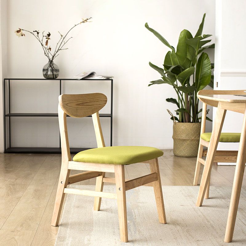 Sedia da sala da pranzo aperta moderna imbottitura.