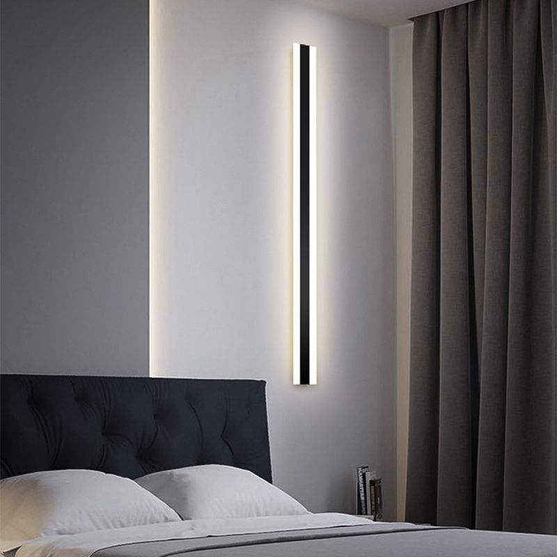 Linear Shape Metal Wall Lighting Modern Style 1 Light Wall Mounted Light Fixture in Black