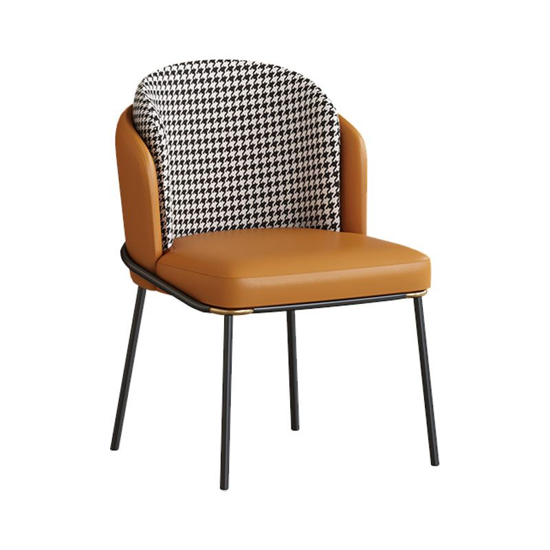 Silla de comedor tapizada con acabado mate de la silla lateral Parsons del dormitorio moderno