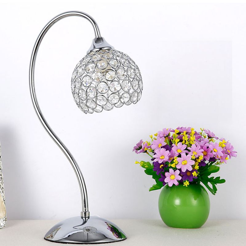 Dome Crystal Crusted Table Light Modernalist 1 Light Chrome Small Bureau Lampe avec un bras en col de cygne