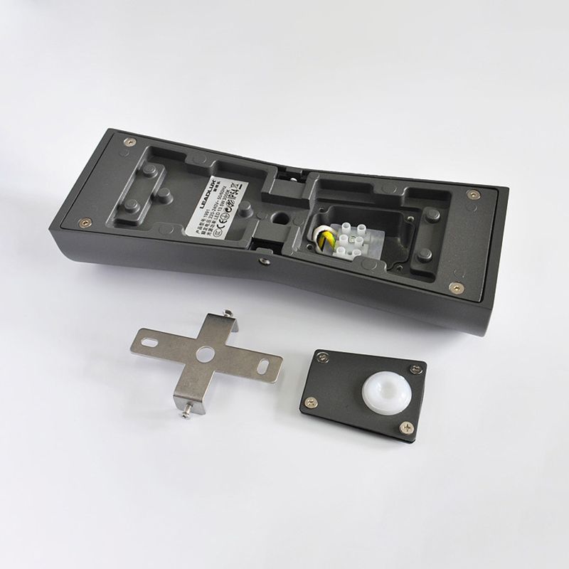 Les lampes murales en entonnoir vintage des appliques murales en métal industriel