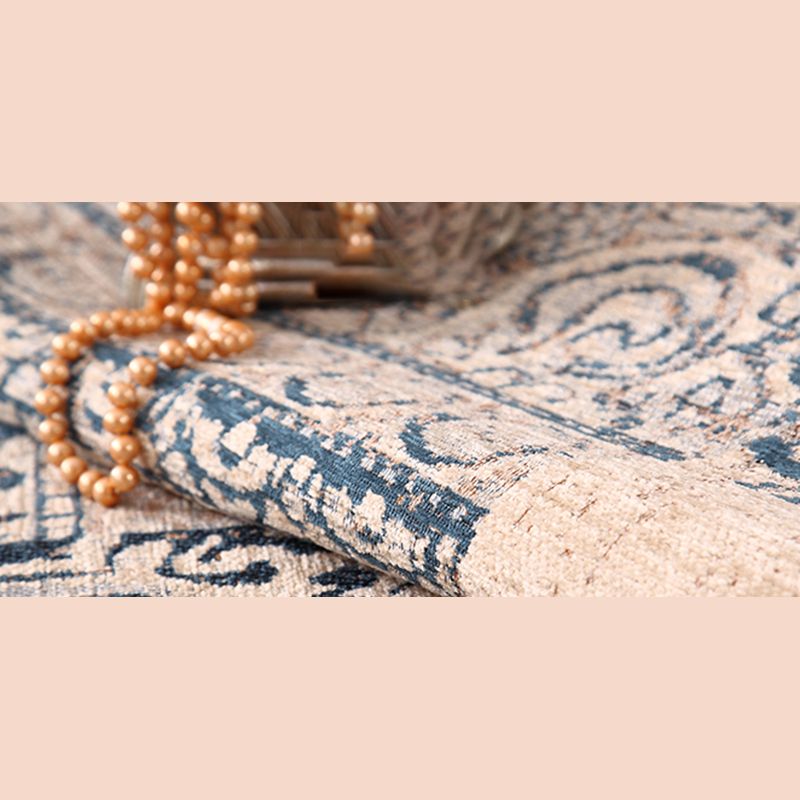 Spezialer Florentiner-Fliesenteppich mehrfarbiger Polyester Teppich Anti-Rutsch-Rückschlagteppich für Wohnzimmer