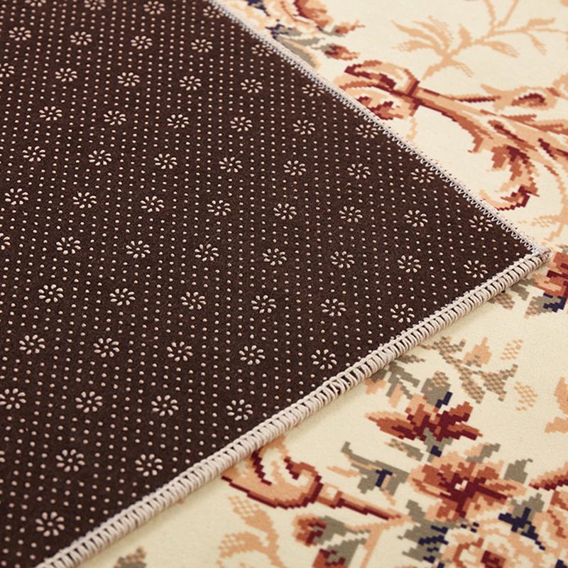Solid Color Luxe Rug Polyester European Floral Print Indoor Rug Easy Care Carpet for Living Room