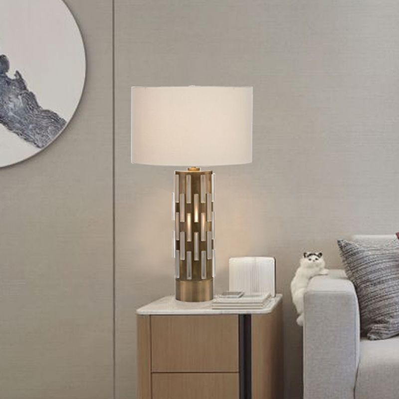 1-Bulb Living Room Night Light Modernist White Metal Table Lamp with D