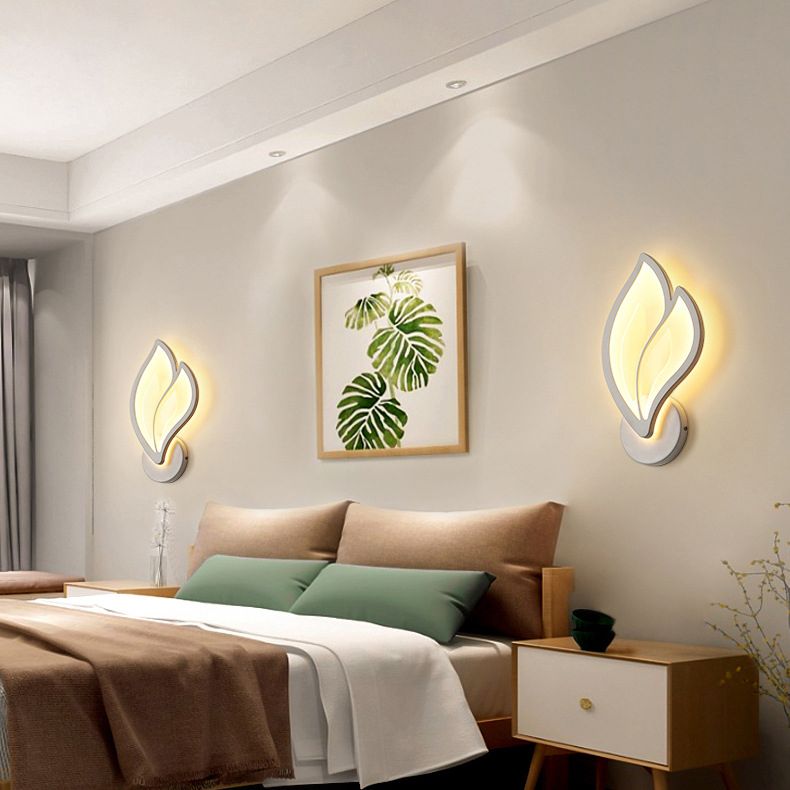Lámpara de pared LED blanca acrílica en un estilo creativo moderno apliques de pared de hierro forjado para espacios interiores