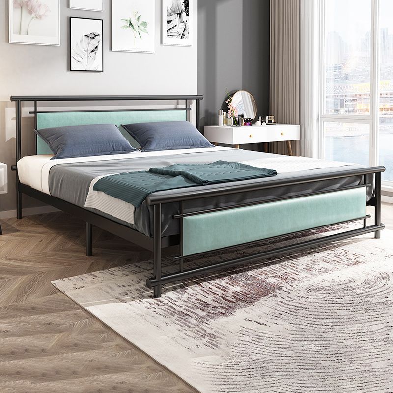 Contemporary Open-Frame Bed with Black Iron Frame and Legs Bed