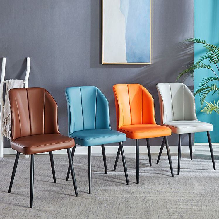 Silla contemporánea del comedor del metal Silla sin brazos Wingback para el uso del restaurante