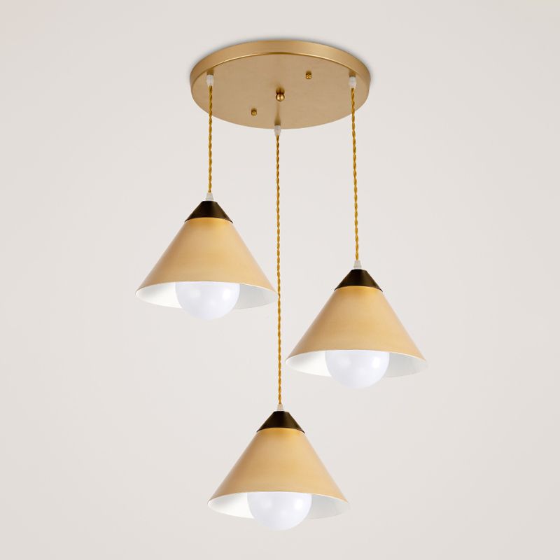 Konisches Metall Mehrfach hängende leichte postmoderne 3 Köpfe Schwarz -Gold -Anhängerlampe mit runden/linearen Baldachin