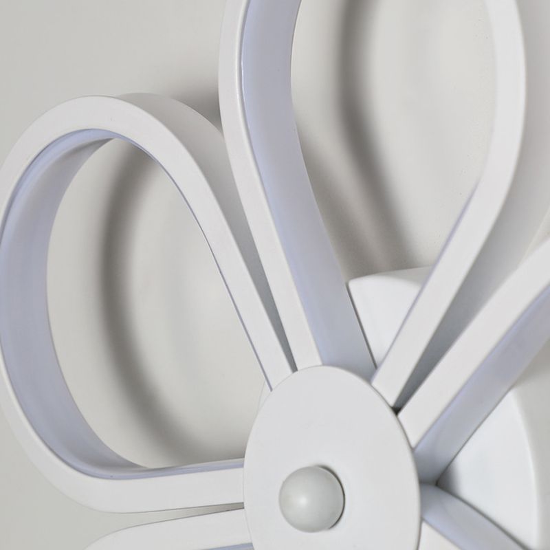 White Linear LED Wall Light in Modern Concise Style Aluminium Wall Lamp with Silicone Shade