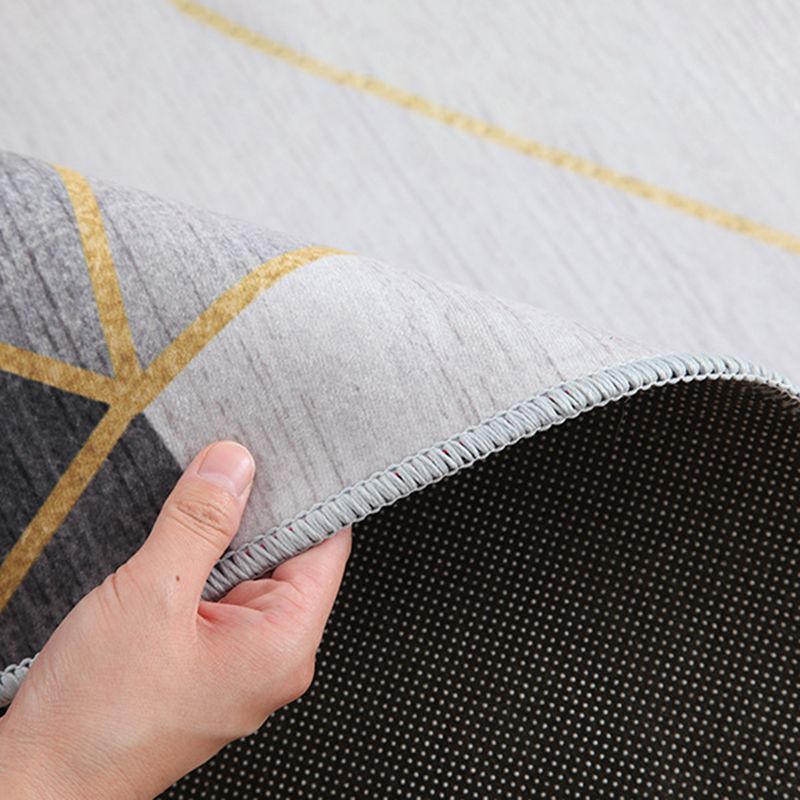 Gray Modern Rug Polyester Leaves Rug Non-Slip Backing Rug for Living Room