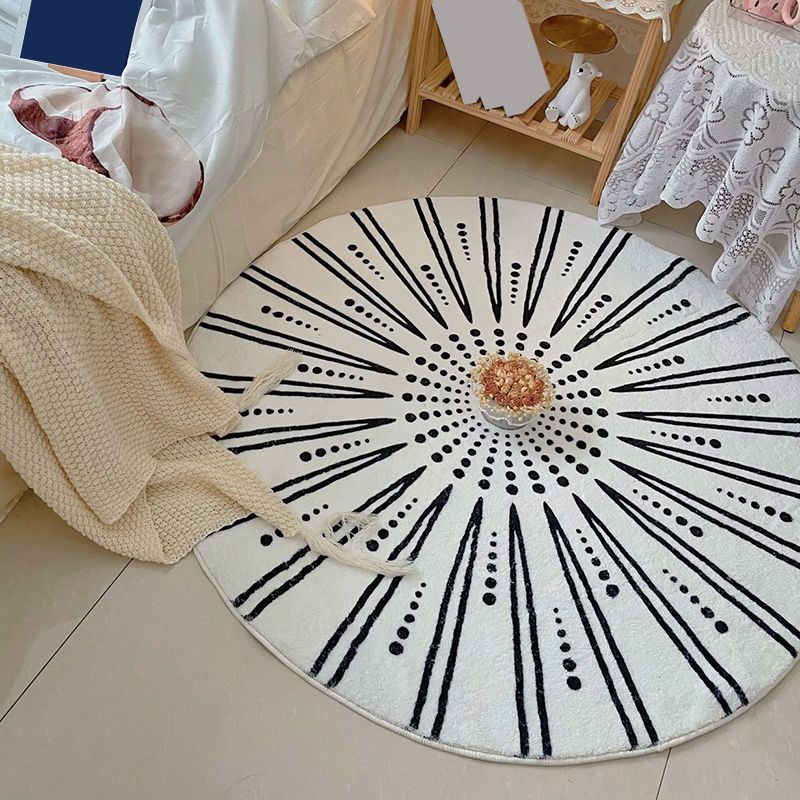 Indoor Rug Beige Polyester Area Rug Stain Resistant Rug for Bedroom