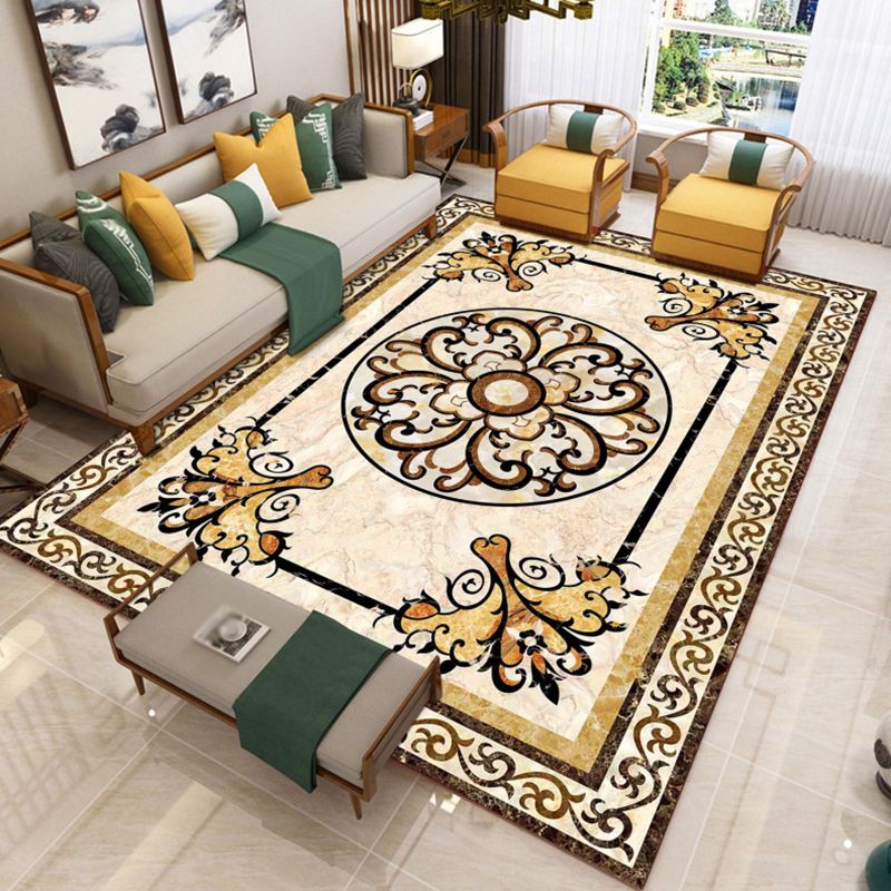 Victoria Floral Pattern Rug White Polyster Carpet Washable Area Carpet for Living Room