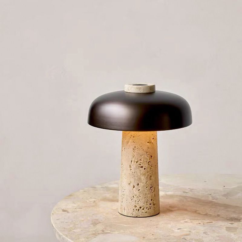 Lampada da tavolo minimalista a forma di fungo in pietra chiara a 1 testa per camera da letto in nero e beige