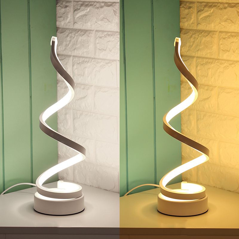 Lampada da tavolo lineare bianco semplicità Luce notturna a LED acrilico per decorazione della camera da letto