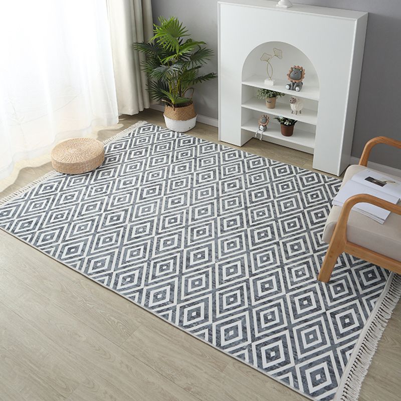 Stylish Grey Geometric Pattern Area Rug Polyester Fringe Area Carpet Stain Resistant Rug for Bedroom