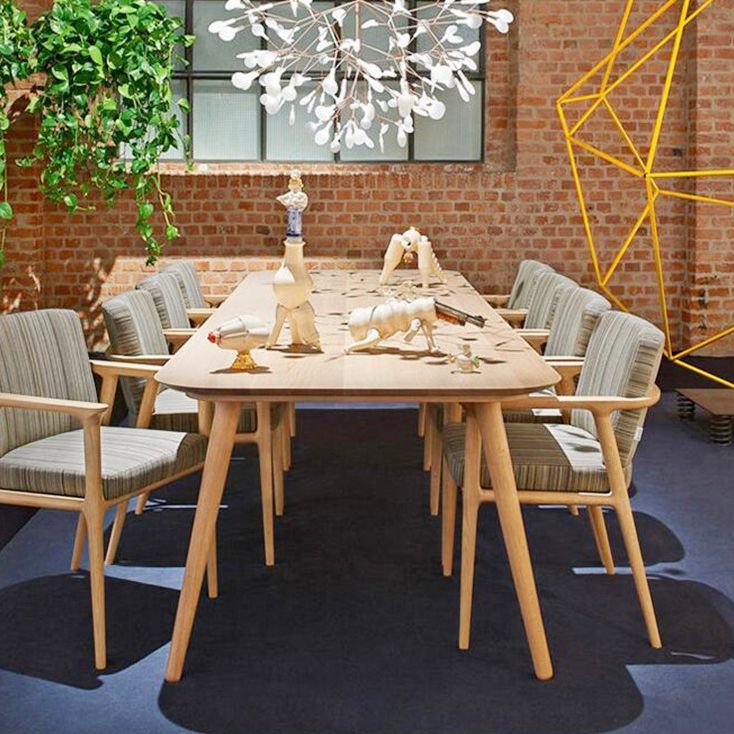 Rectangle Shape Wood Color Dining Table Solid Wood Table Contemporary with 4 Legs