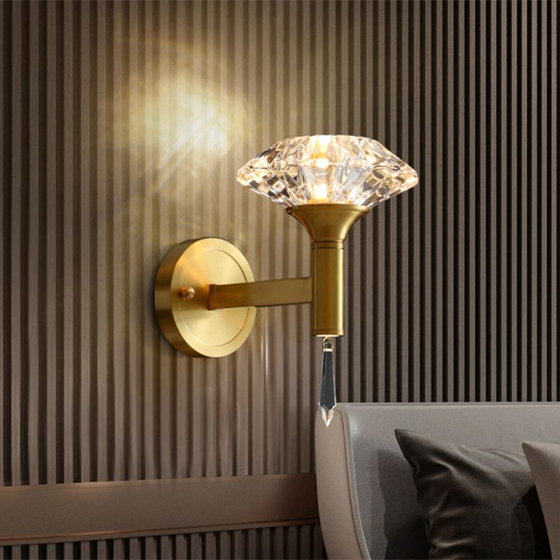 1 Bulb Wall Light Fixture Modern Diamond Bevel Cut Crystal Wall Sconce with Crystal Spears