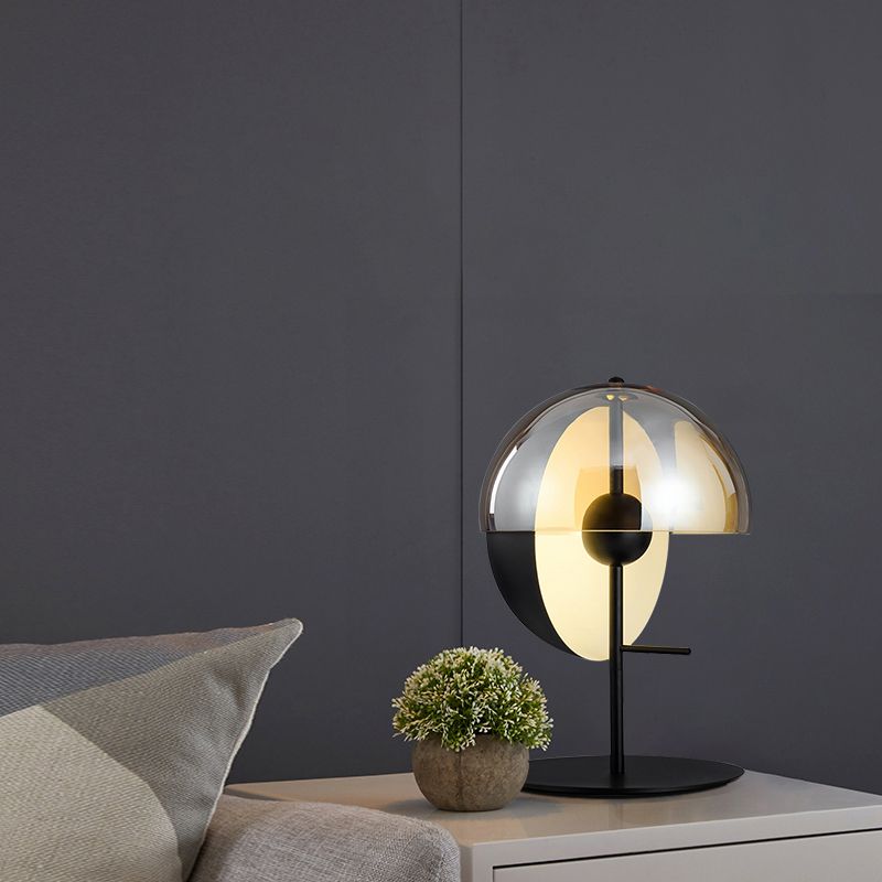Lampada da tavolo a semicerchio di semplicità ultra-moderna lampada da comodino per camera da letto