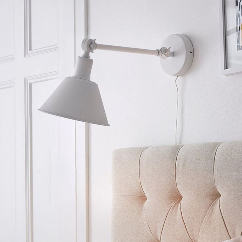 Cone Metal Wall Hanging Light Industrial Style 1 Light Bedroom Sconce Lamp in White/Black