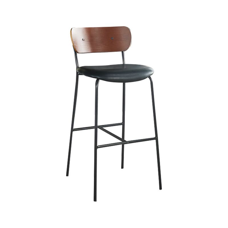 Taburetes escandinavos de hierro negro para mostrador, taburetes de bar con respaldo bajo de madera (juego de 2)